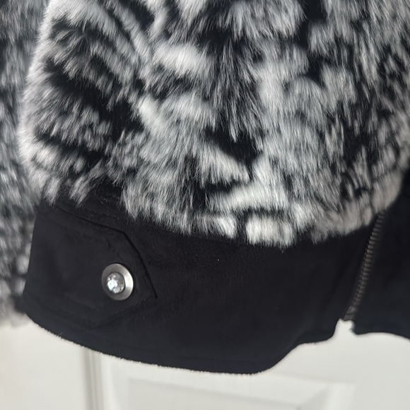 Cache Black and White Faux Fur Teddy Jacket CACHE MEDIUM - Picture 3 of 5